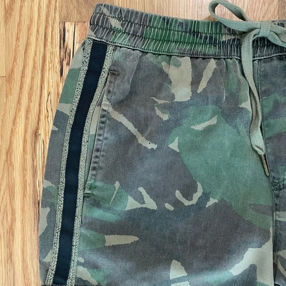 Pam & Gela Cropped Camo Cargo Jogger Army Green Pants Size P XS - Picture 3 of 6